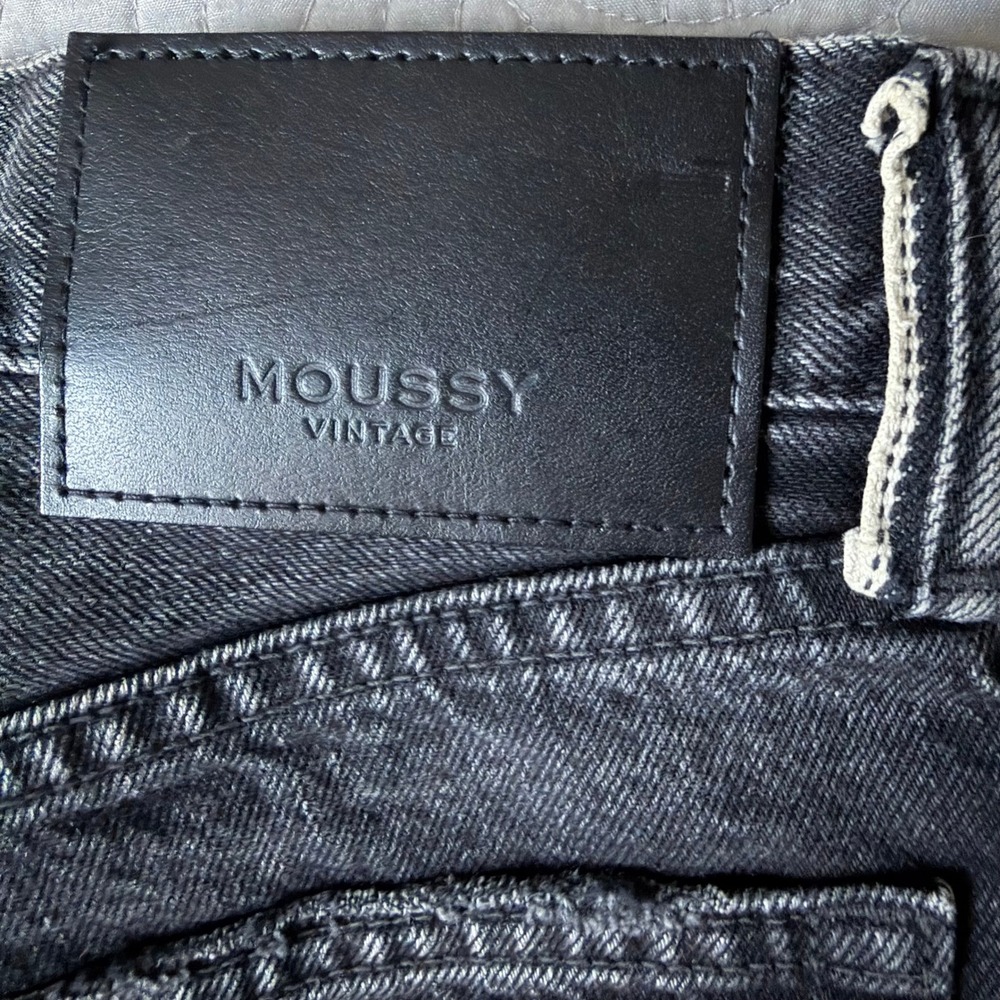 MOUSSY VINTAGE Harrington High Rise Black Cutoff Shorts Size 26 Waist 14.5" NWT - Picture 6 of 16